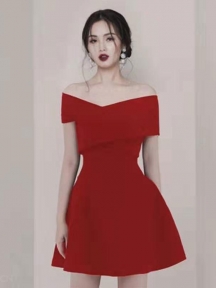 张暲